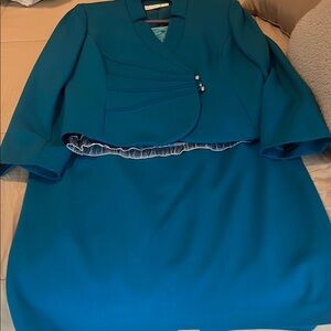 Tamari ASL turquoise suit with top